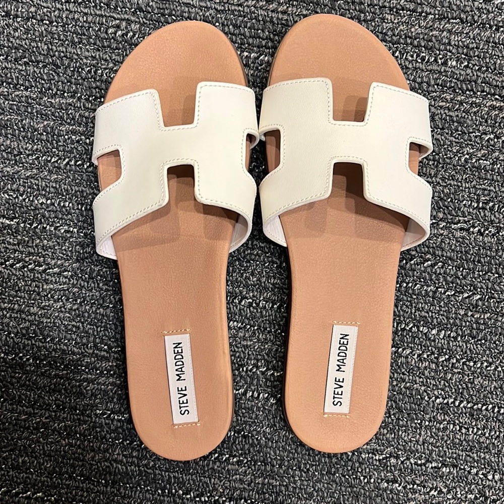 Steve Madden sandals NWOT